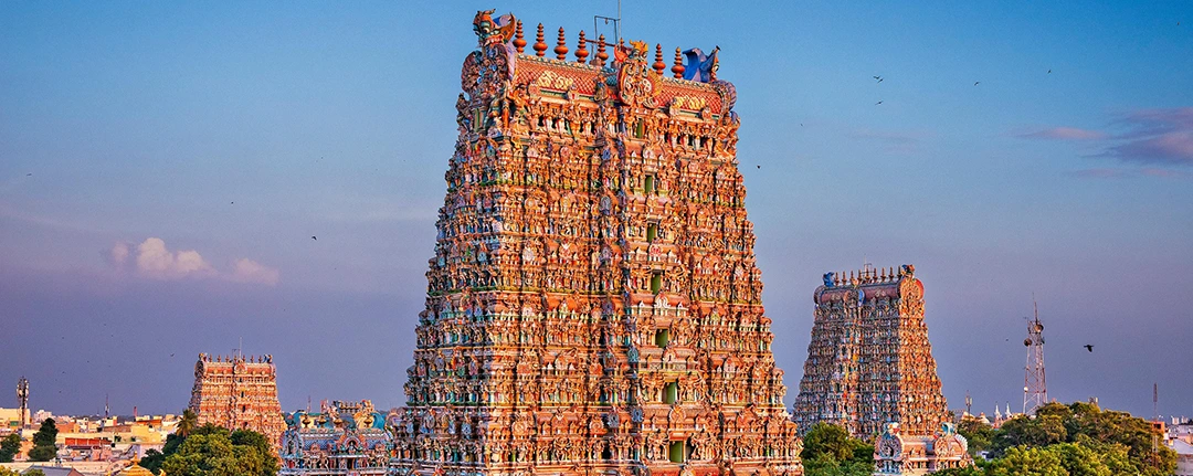 Meenakshi Amman Temple Madurai – Tamil Nadu Tour Packages by Kanishka Tours & Travels.