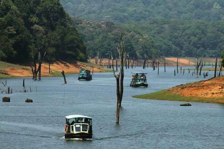 Thekkady Tour Packages – Kerala Wildlife Sanctuary & Boating Holidays by Kanishka Tours & Travels.