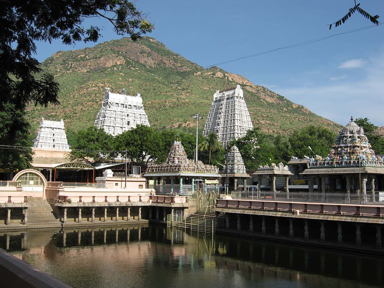 Thiruvannamalai Temple Tour Packages – Arunachaleswarar Pilgrimage Trips by Kanishka Tours & Travels.